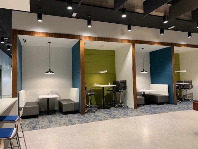 300 Park Blvd, Itasca, IL à louer - Photo intérieure - Image 3 de 17