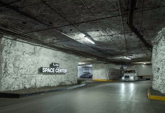 Plus de détails pour 1500 Geospace Dr, Independence, MO - Industriel à louer