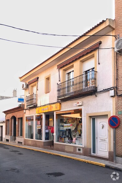 Calle Lino Ramos, 3, La Puebla de Montalbán, Toledo for sale - Building Photo - Image 2 of 2