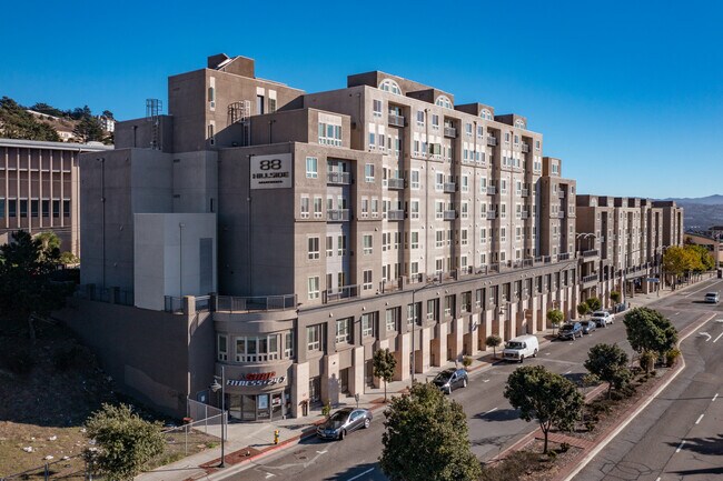 Plus de détails pour 6543 Misson Blvd, Daly City, CA - Commerce de détail à louer