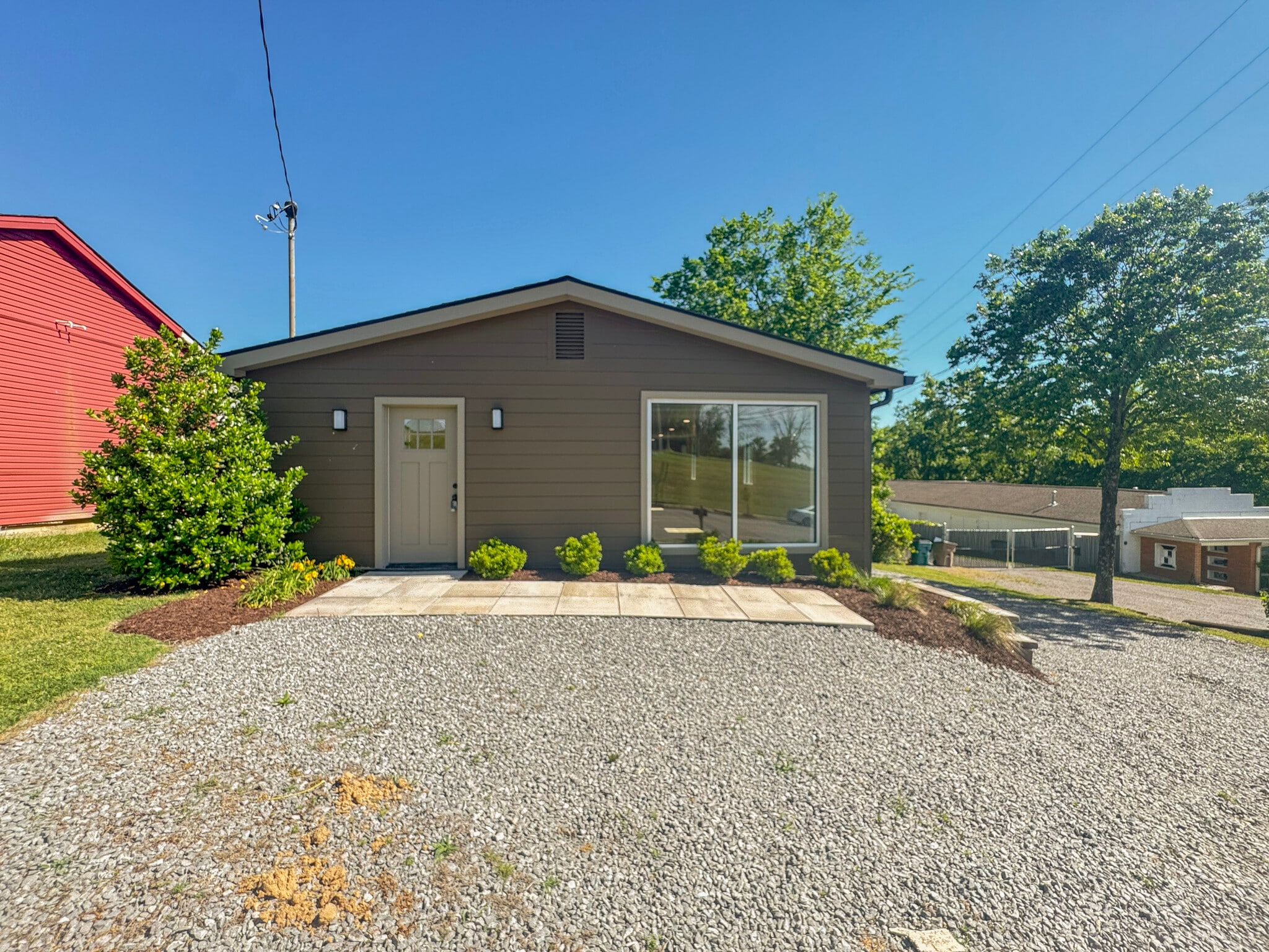 709 Hart Ln, Nashville, TN for lease Building Photo- Image 1 of 13