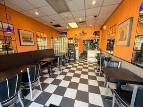 1253 Vine St, Los Angeles, CA à louer Photo intérieure- Image 1 de 12