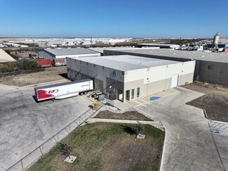 More details for 13502 N Unitec Dr, Laredo, TX - Industrial for Lease
