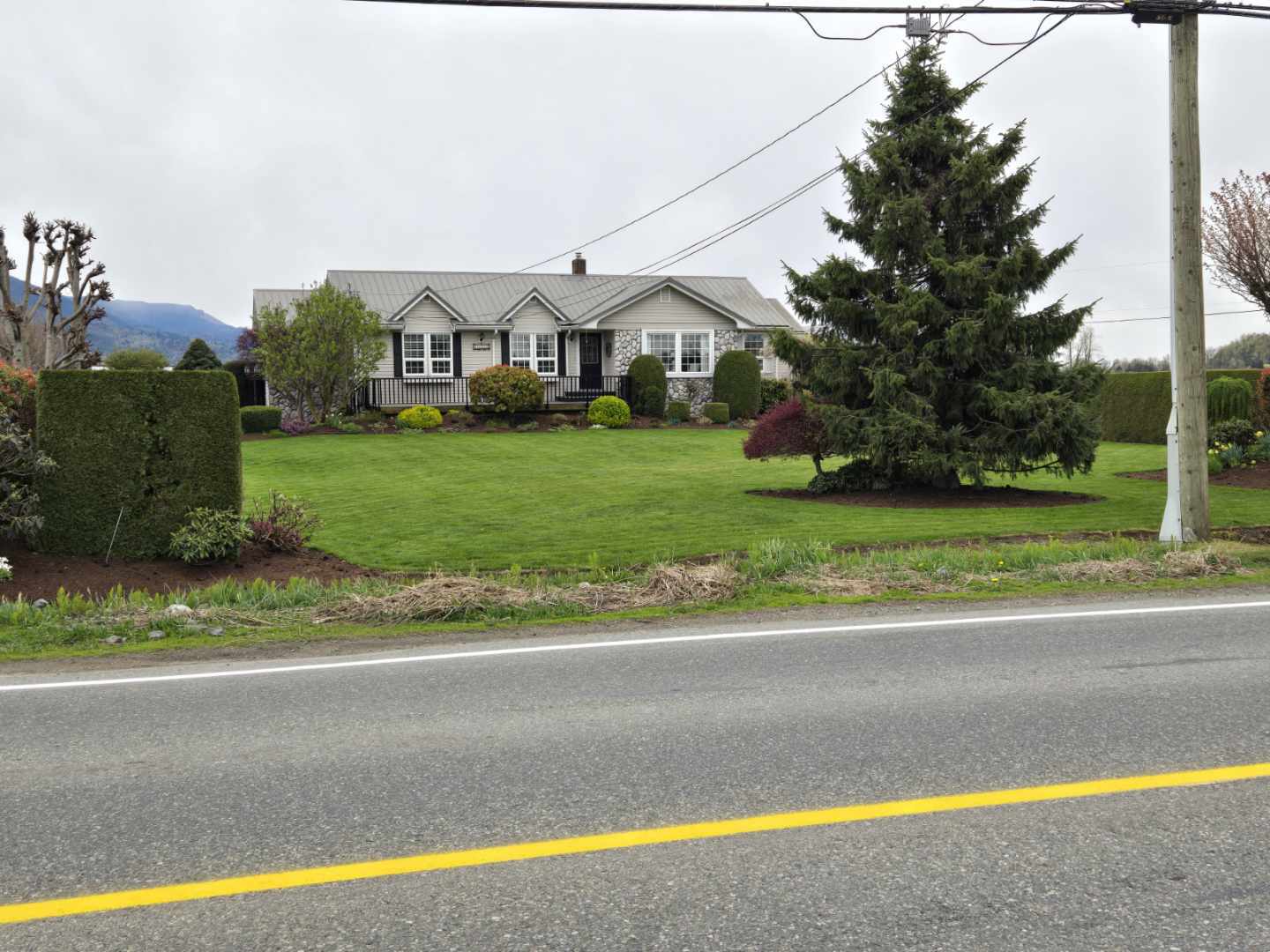 35226 Vye Rd, Abbotsford, BC for sale Primary Photo- Image 1 of 1