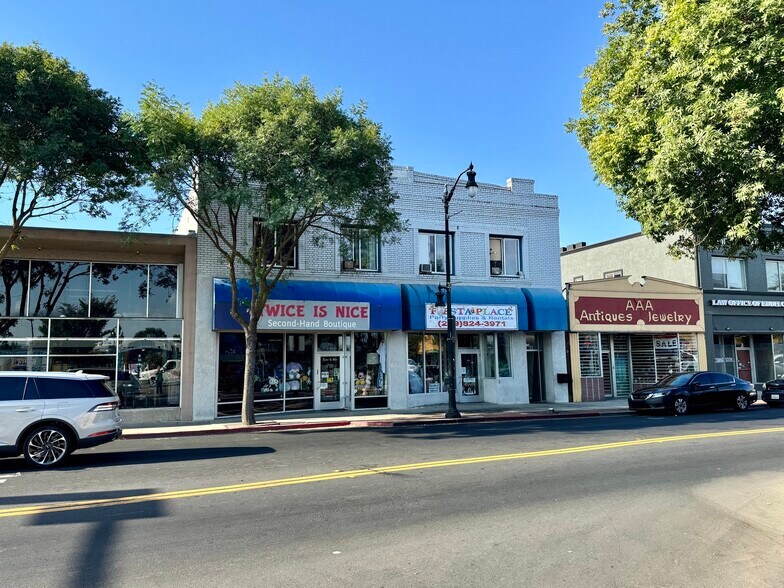 116-118 W Yosemite Ave, Manteca, CA à vendre - Photo du bâtiment - Image 3 de 9