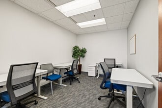 755 W Big Beaver Rd, Troy, MI à louer Photo intérieure- Image 1 de 1