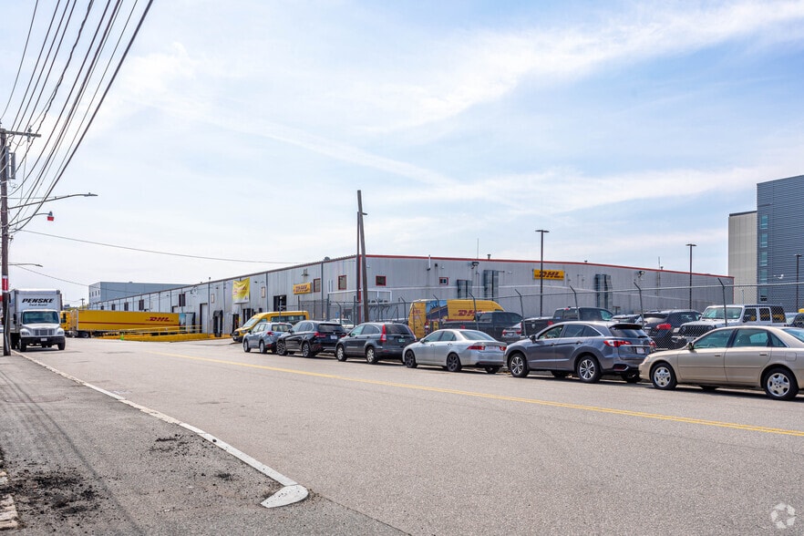 420 E St, South Boston, MA for lease - Building Photo - Image 2 of 3