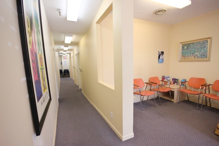 4128-4132 Main St, Vancouver, BC à vendre Photo intérieure- Image 1 de 1