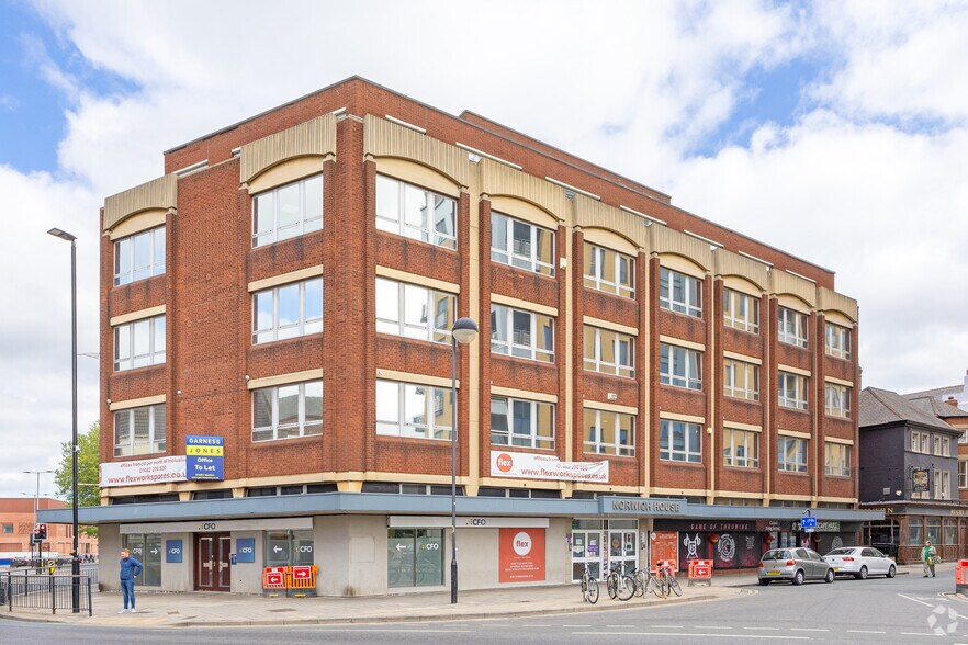 Savile St, Hull for lease - Building Photo - Image 1 of 8