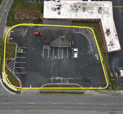 4810 Country Club Rd, Winston-Salem, NC à vendre - Photo du bâtiment - Image 2 de 4