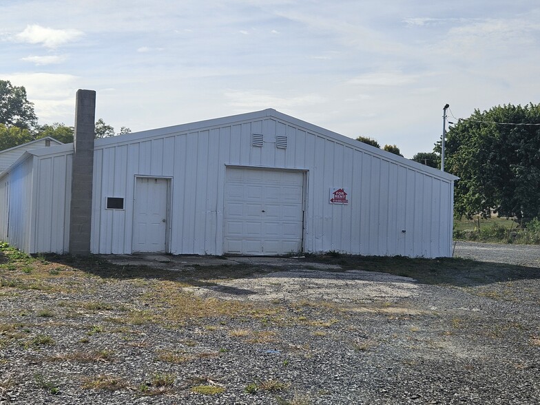 99 Green Dr, Duncansville, PA for sale - Building Photo - Image 3 of 6