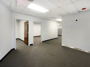 200 Cahaba Park Cir, Birmingham, AL à louer Photo du bâtiment- Image 1 de 21