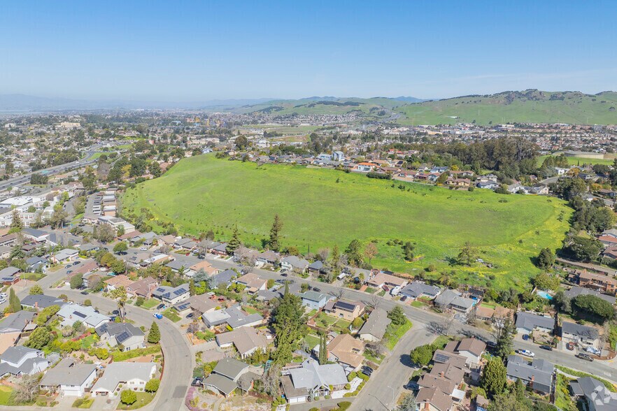 Skyline Dr, Vallejo, CA for sale - Aerial - Image 3 of 14