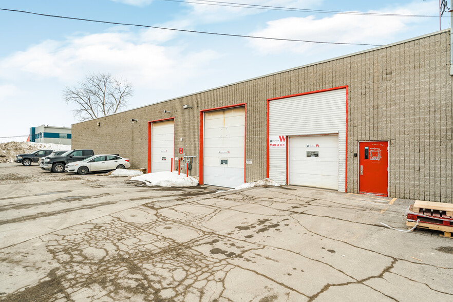 1302 Rue De Lanaudière, Montréal, QC for sale - Building Photo - Image 3 of 6