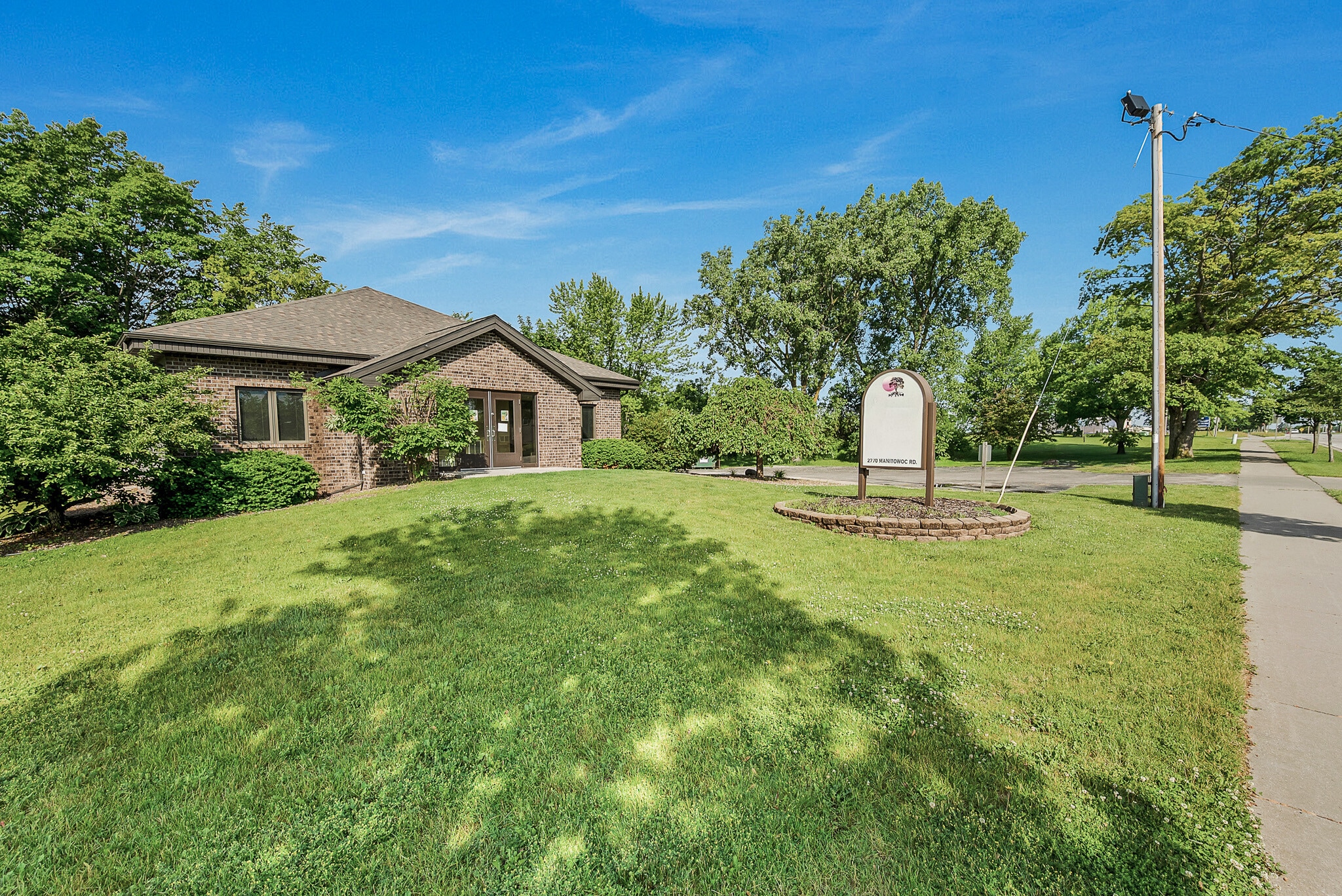 2770 Manitowoc Rd, Green Bay, WI for sale Building Photo- Image 1 of 26