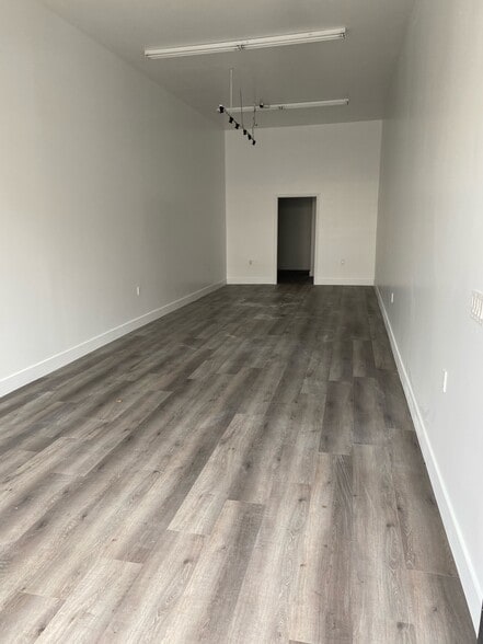 2550-2564 Zoe Ave, Huntington Park, CA à louer - Photo intérieure - Image 2 de 4