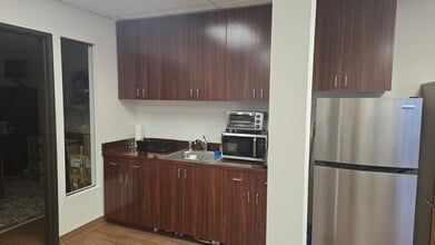 312 Broadway St, Laguna Beach, CA for lease Interior Photo- Image 2 of 3