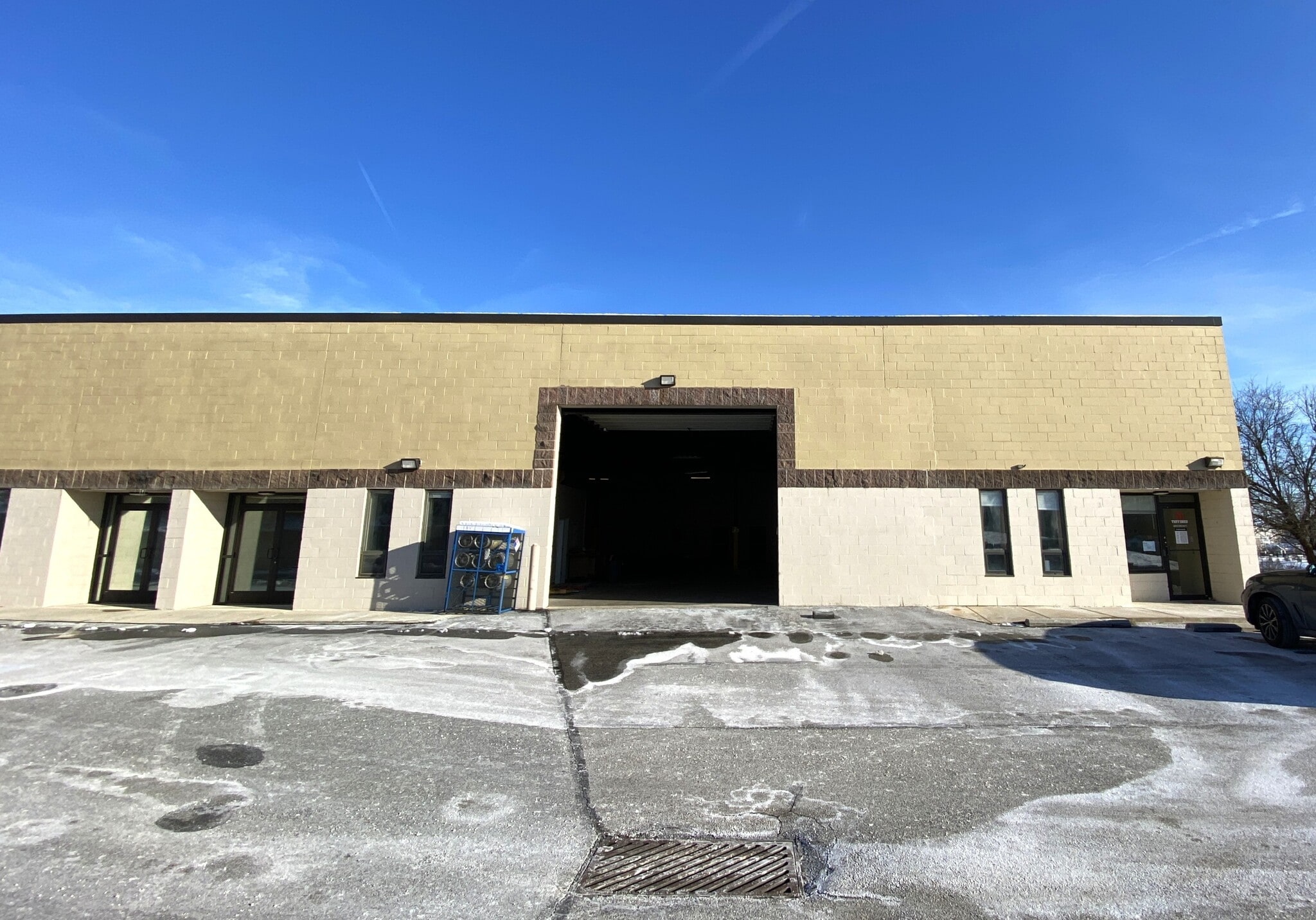 2521 Yellow Springs Rd, Malvern, PA for lease Interior Photo- Image 1 of 3
