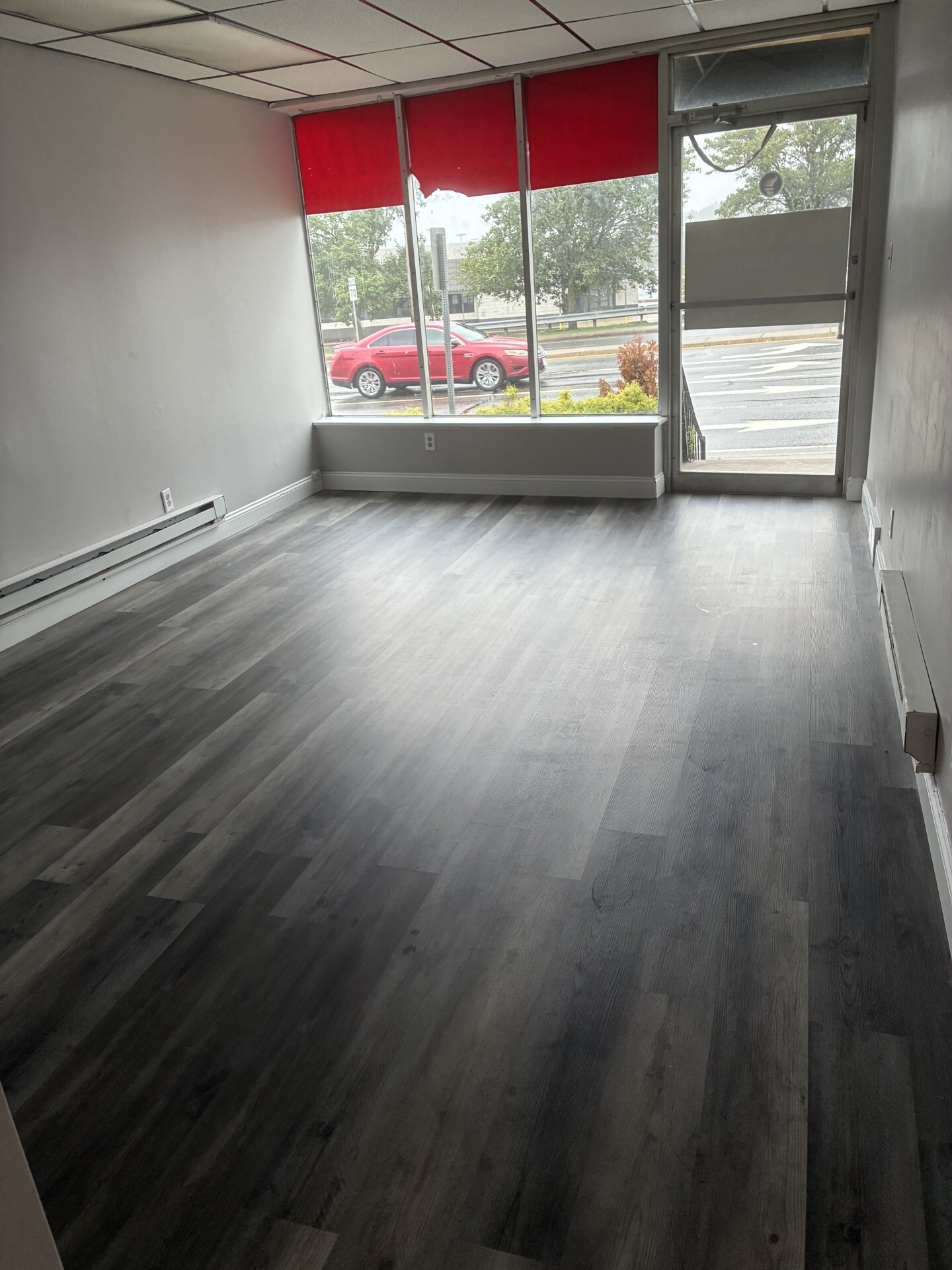 536 Lincoln St, Worcester, MA for lease Interior Photo- Image 1 of 2