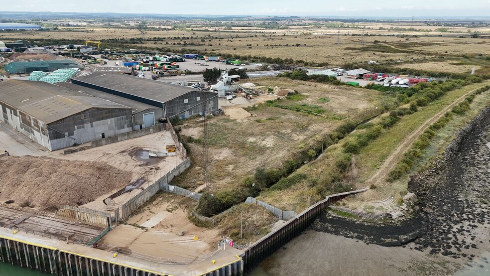 Ridham Dock Av, Sittingbourne à louer - Photo du b timent - Image 2 de 2