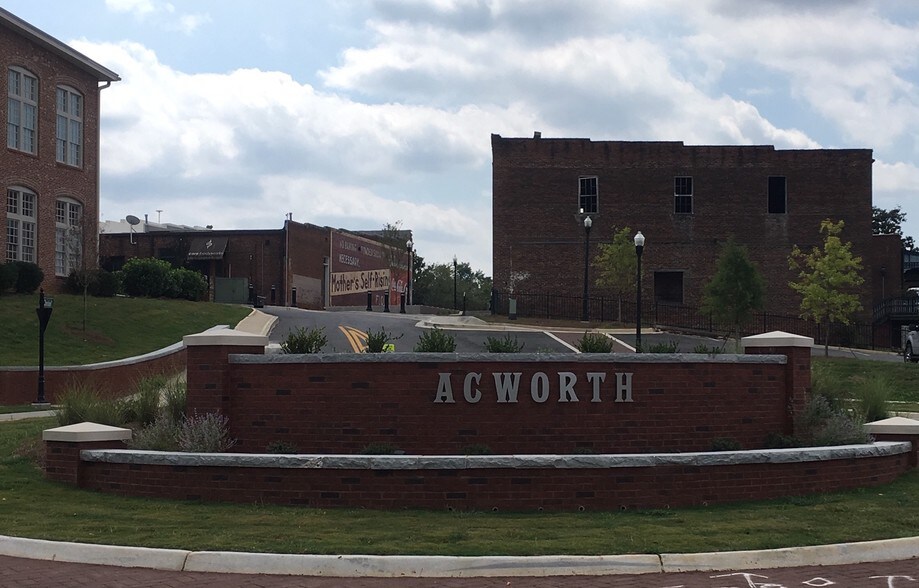 4464 Cherokee St, Acworth, GA à vendre - Photo du bâtiment - Image 2 de 3