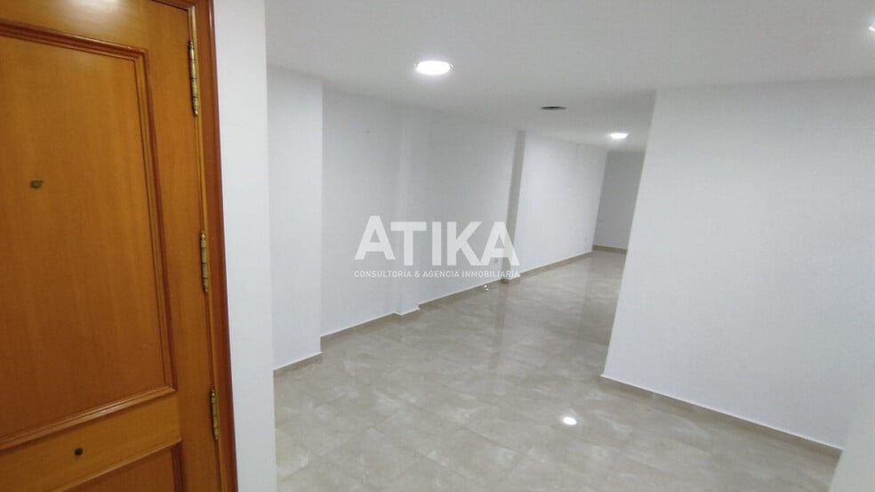 Office in Ontinyent, Valencia for lease - Interior Photo - Image 1 of 18