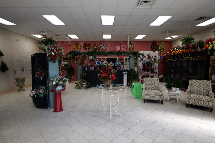 3601 Airport Blvd NW, Wilson, NC for lease - Interior Photo - Image 3 of 7