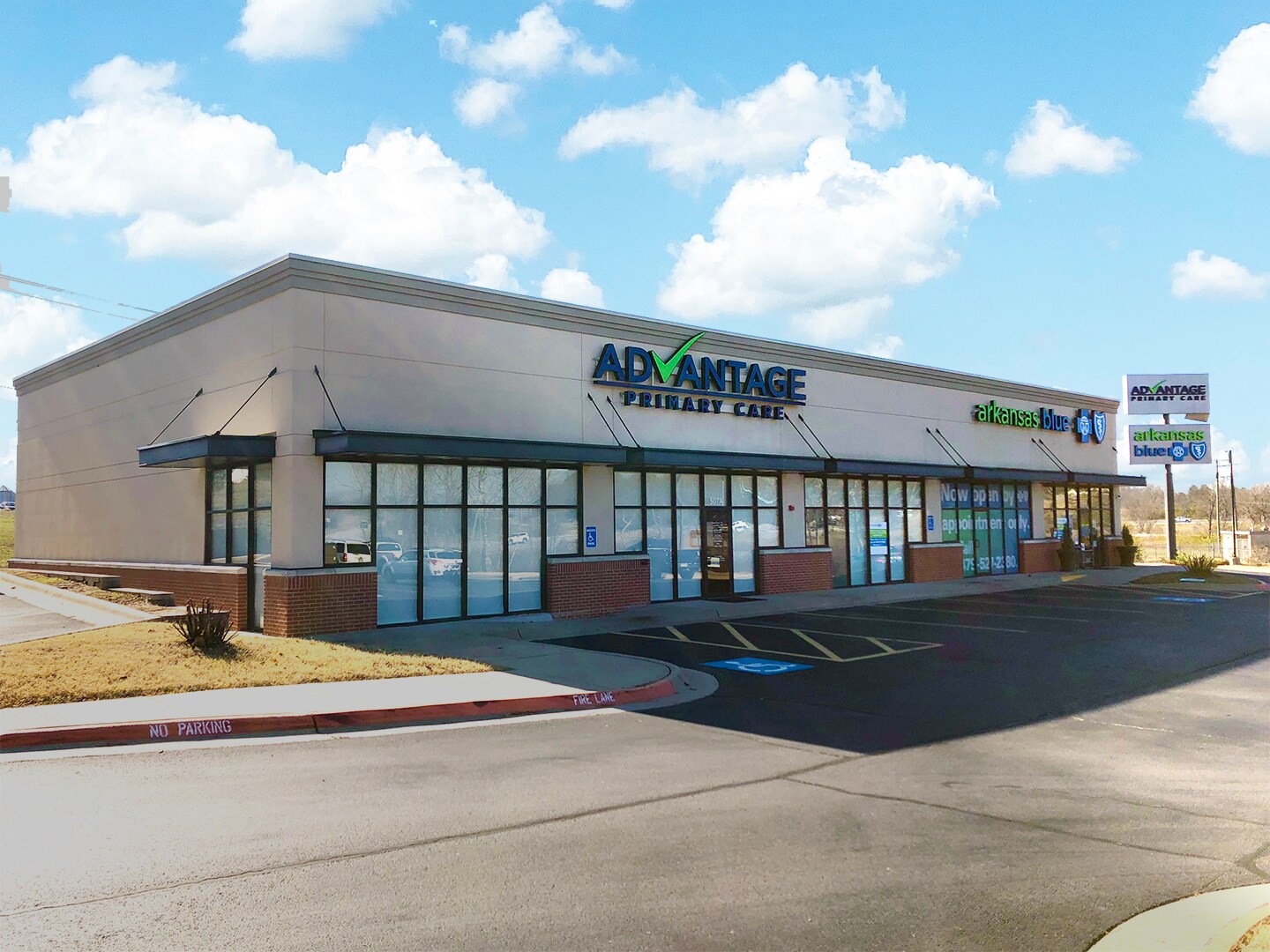 507 W Monroe Ave, Lowell, AR for lease Building Photo- Image 1 of 7