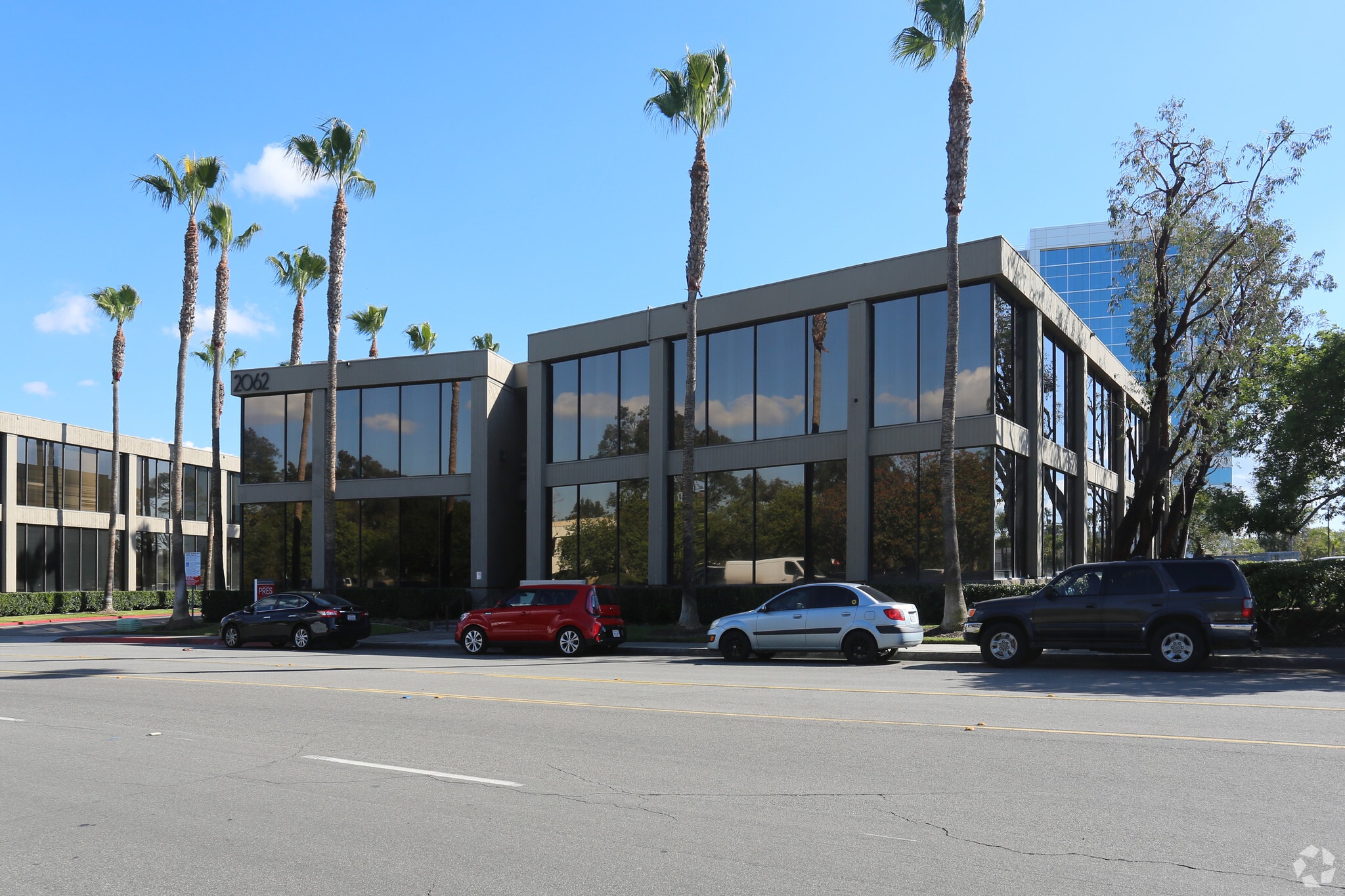 2062 Business Center Dr, Irvine, CA for lease Primary Photo- Image 1 of 21