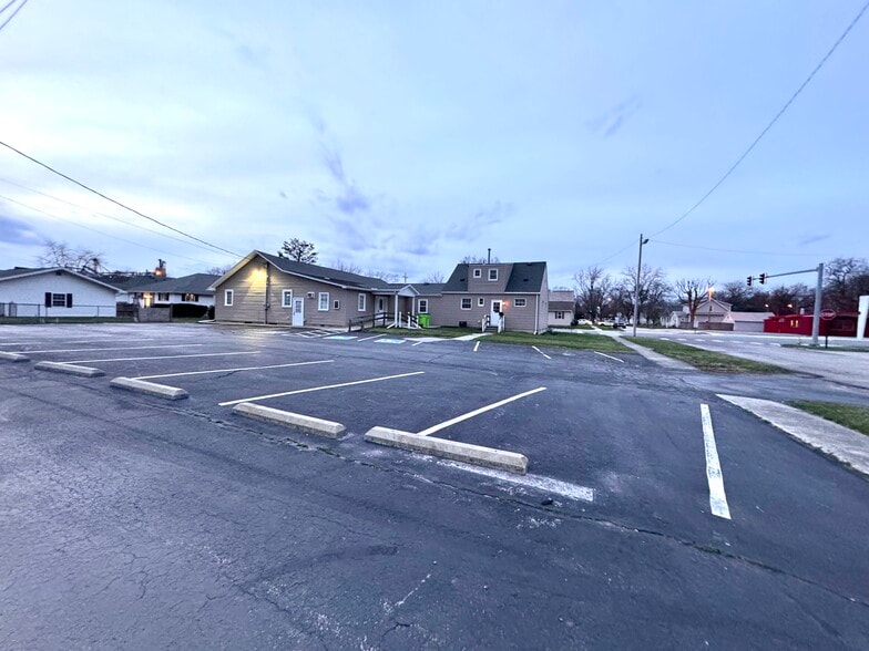 201 Lytle st, Fostoria, OH à vendre - Photo du bâtiment - Image 3 de 13