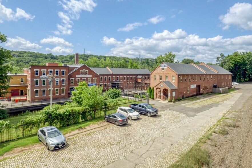 150 Front St, West Springfield, MA à vendre - Photo du bâtiment - Image 1 de 1