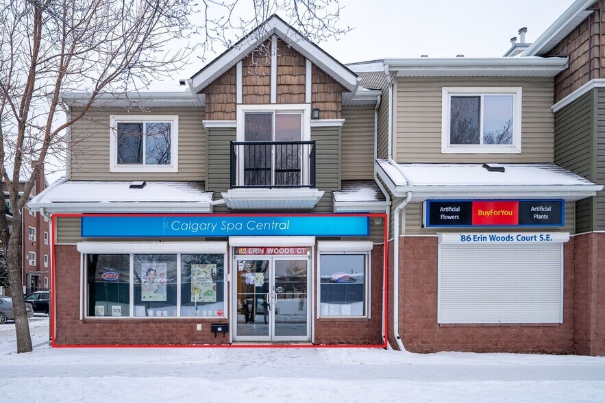 82 Erin Woods Crt SE, Calgary, AB for sale - Primary Photo - Image 1 of 1