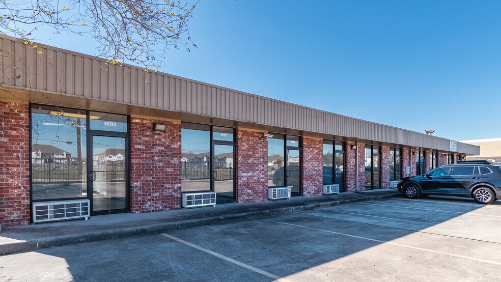 12455 Westpark Dr, Houston, TX à louer - Photo du bâtiment - Image 3 de 8