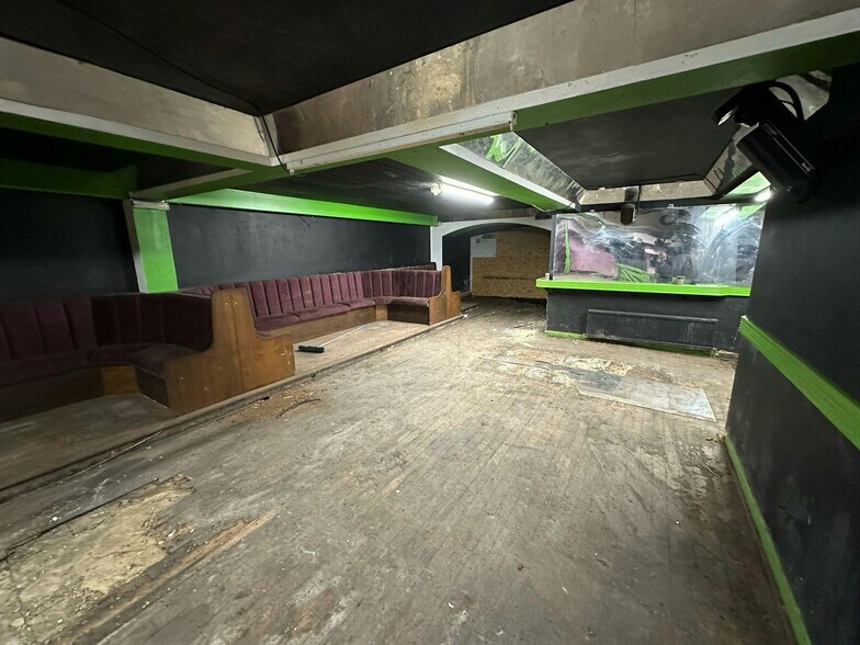 113-115 Seaside Rd, Eastbourne à louer - Photo du bâtiment - Image 3 de 28