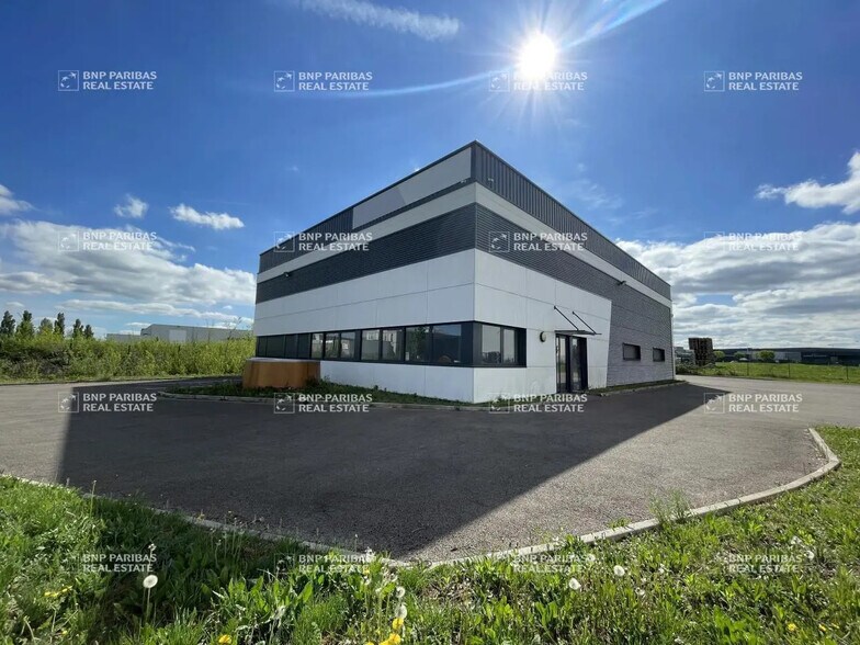 8 Rue Dominique Jean Larrey, Beaune for lease - Building Photo - Image 2 of 25