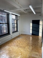 147 W 35th St, New York, NY for lease Interior Photo- Image 1 of 19