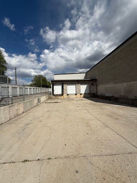 450 E 2200 S, Salt Lake City, UT for lease - Building Photo - Image 3 of 10