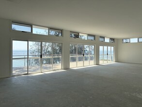 Wilfred Barrett Dr, The Entrance North à louer Photo intérieure- Image 1 de 3