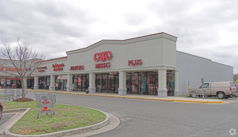 2675 Decherd Blvd, Winchester, TN à louer - Photo du bâtiment - Image 3 de 15