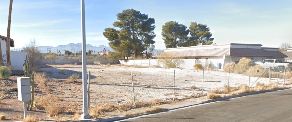 412 Lacy Ln, Las Vegas, NV for sale - Building Photo - Image 2 of 3