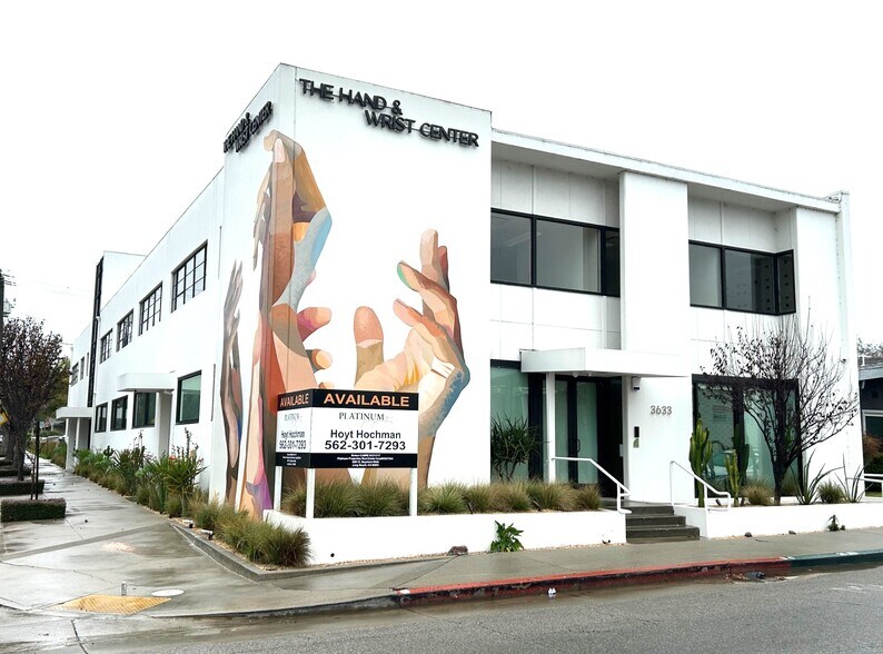 3633 N Long Beach Blvd, Long Beach, CA à louer - Photo du bâtiment - Image 3 de 14