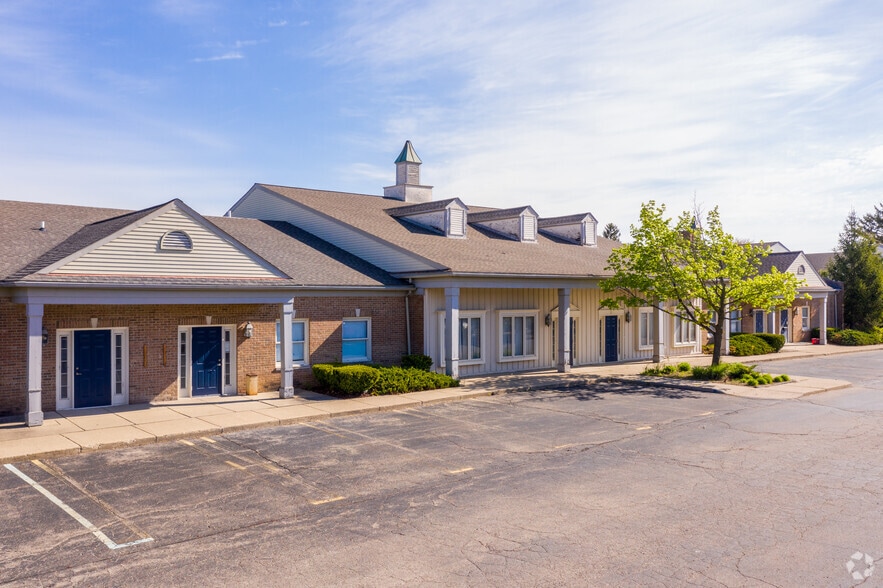 29140 Buckingham St, Livonia, MI à louer - Photo du bâtiment - Image 2 de 8