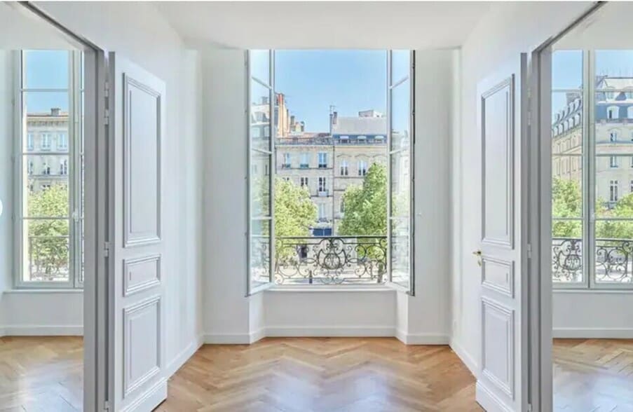 20 Allée De Tourny, Bordeaux for lease - Interior Photo - Image 1 of 11