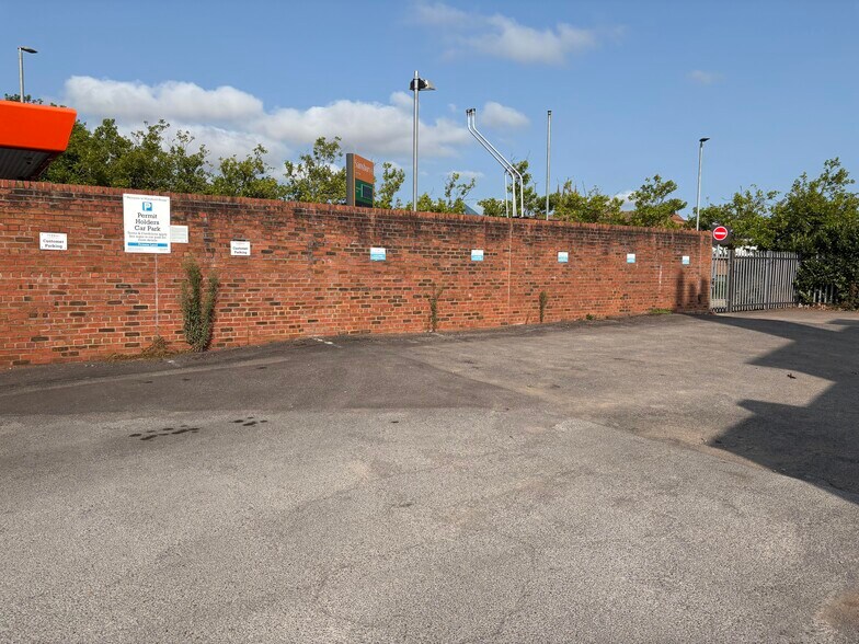 Silver St, Taunton à louer - Photo du bâtiment - Image 3 de 12