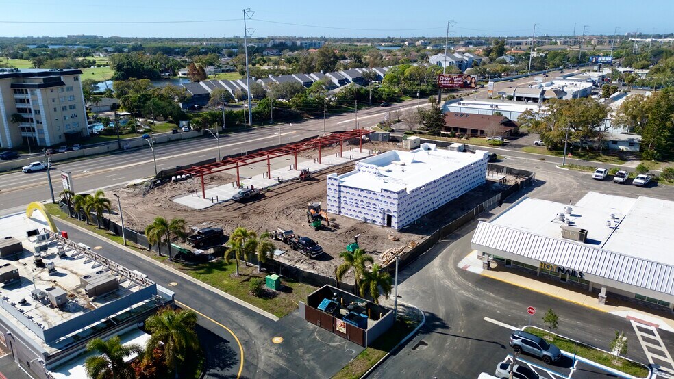 7562- 7600 Starkey Road rd, Seminole, FL à louer - Photo de construction - Image 2 de 6