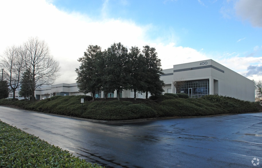 5405 Buford Hwy, Norcross, GA for lease - Primary Photo - Image 1 of 7