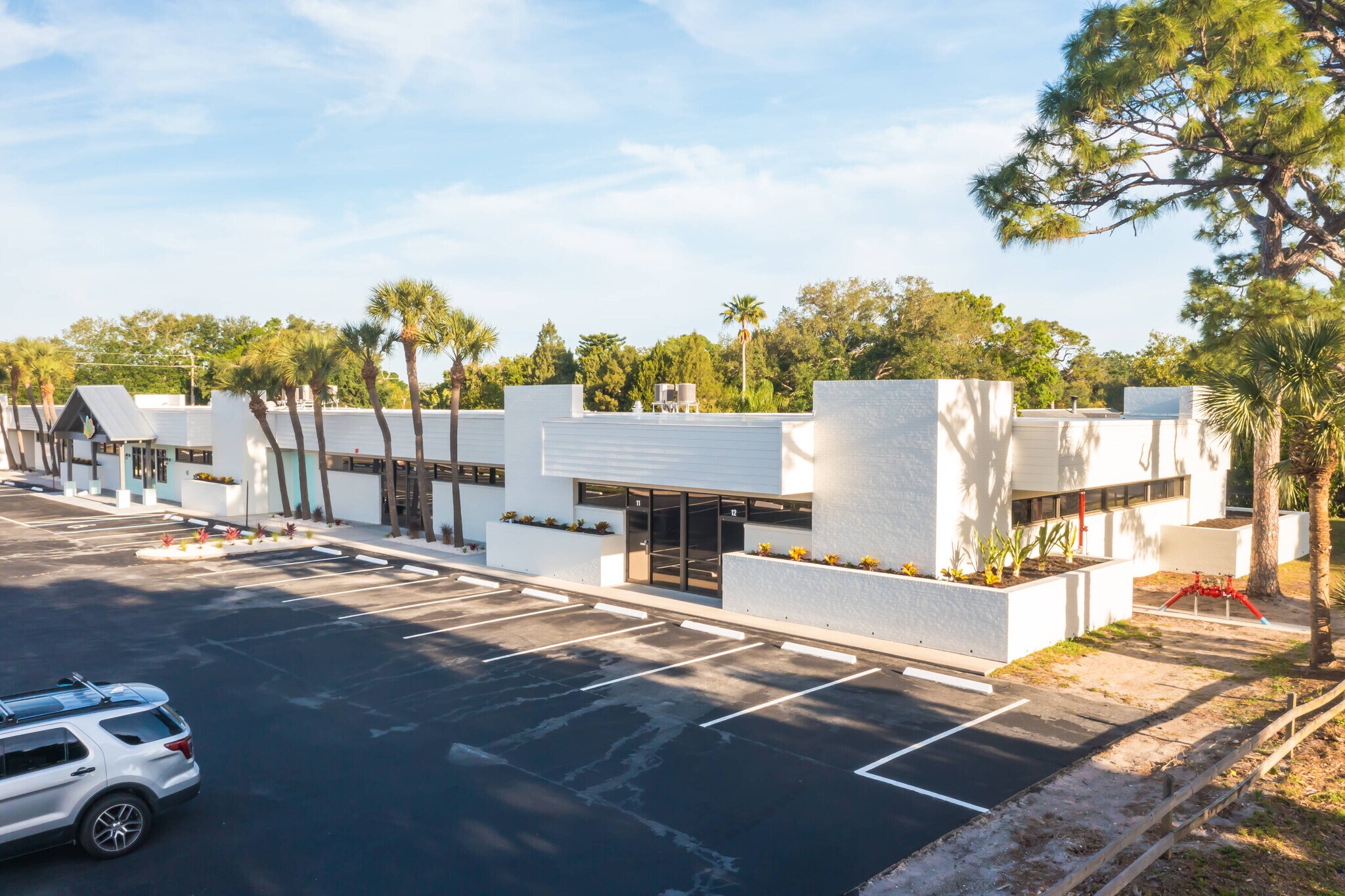 3801 Bee Ridge Rd, Sarasota, FL à louer Photo principale- Image 1 de 16
