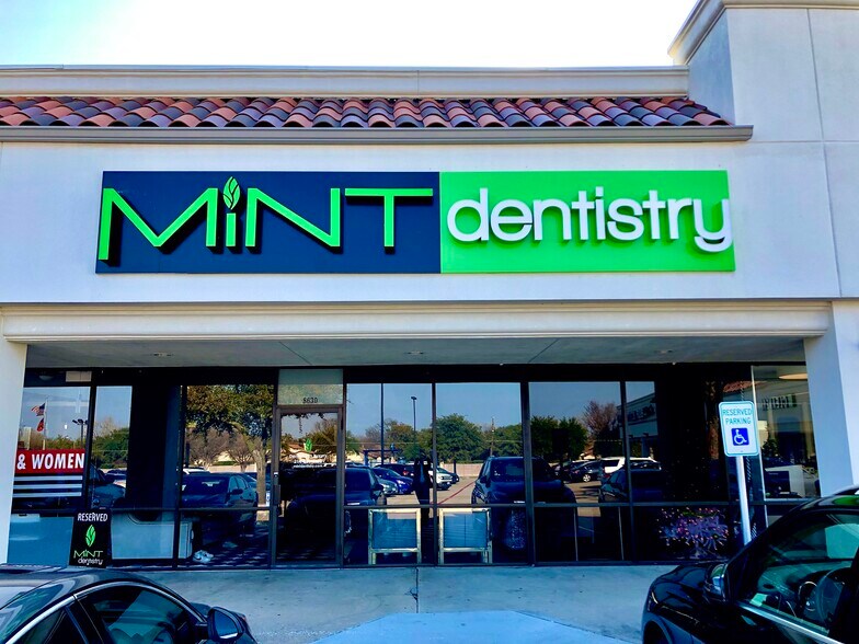 8602-8698 Skillman St, Dallas, TX à louer - Photo du bâtiment - Image 3 de 8