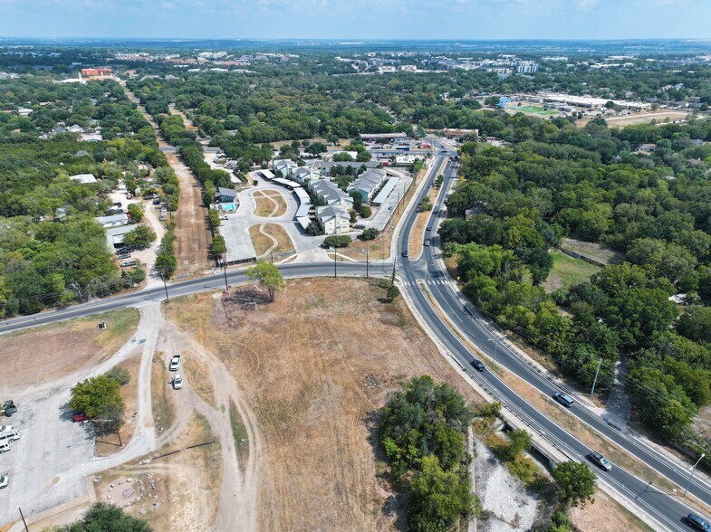 7804 Cooper Ln, Austin, TX à vendre - Photo du bâtiment - Image 1 de 7