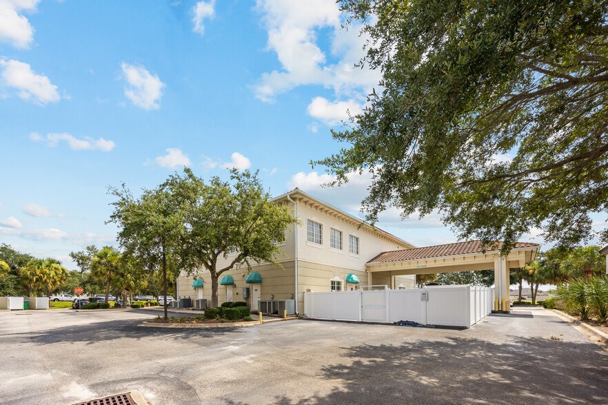 5500 Murrell Rd, Melbourne, FL à vendre - Photo du bâtiment - Image 3 de 47